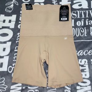 UnderWhere? Luxury Shapewear